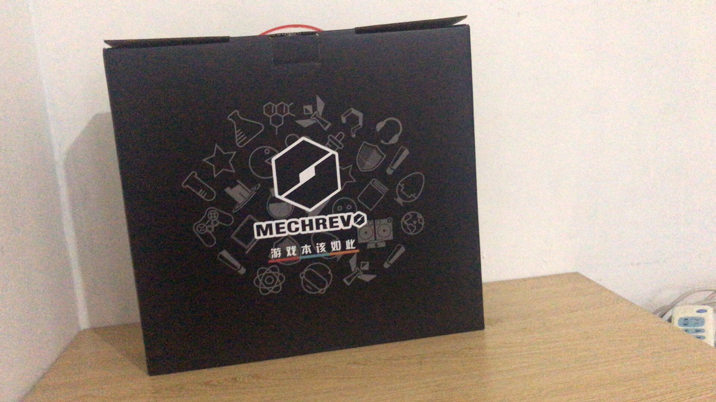 用了两天 下了dnf跟联盟 完美运行 不卡顿 很流畅!!