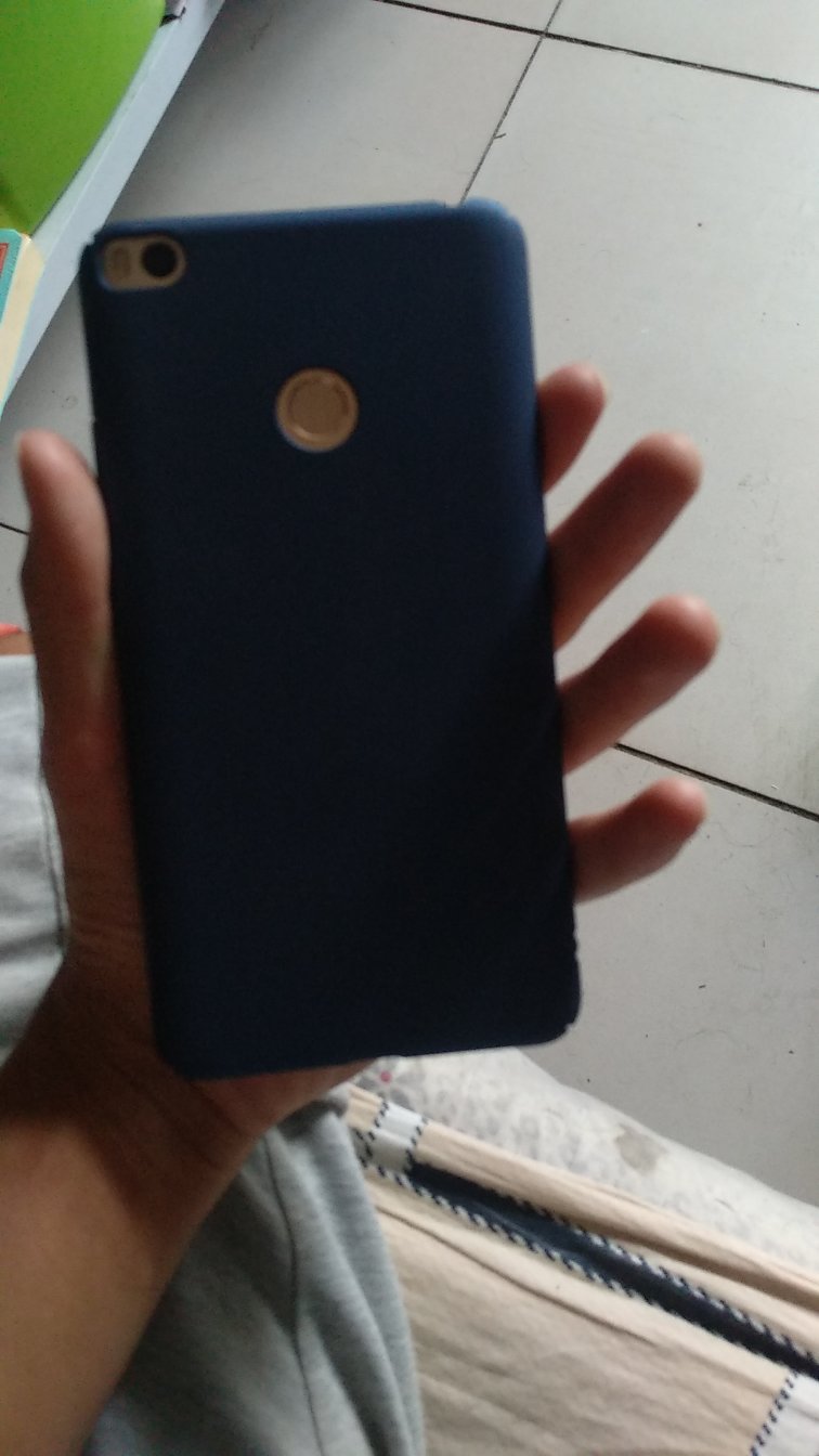 手机壳不错,收到后,就安装到手机上了,希望耐用