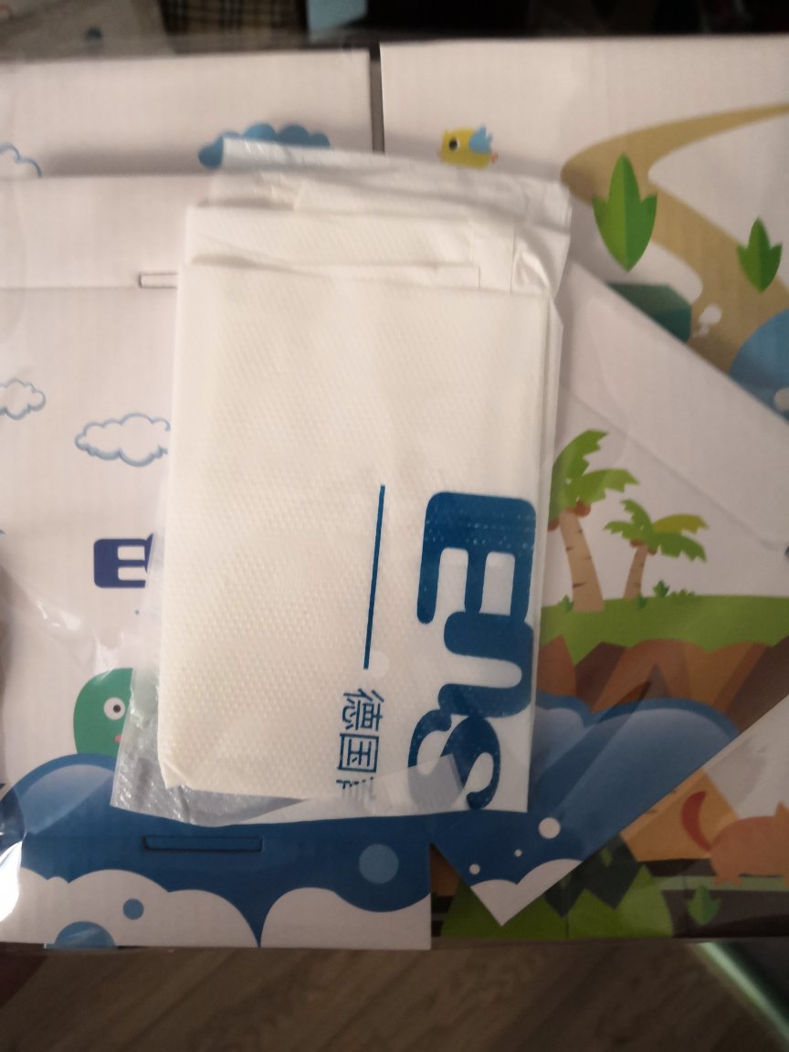带着特别方便,很小巧,不弄湿可以循环用。618期间买太划算啦?