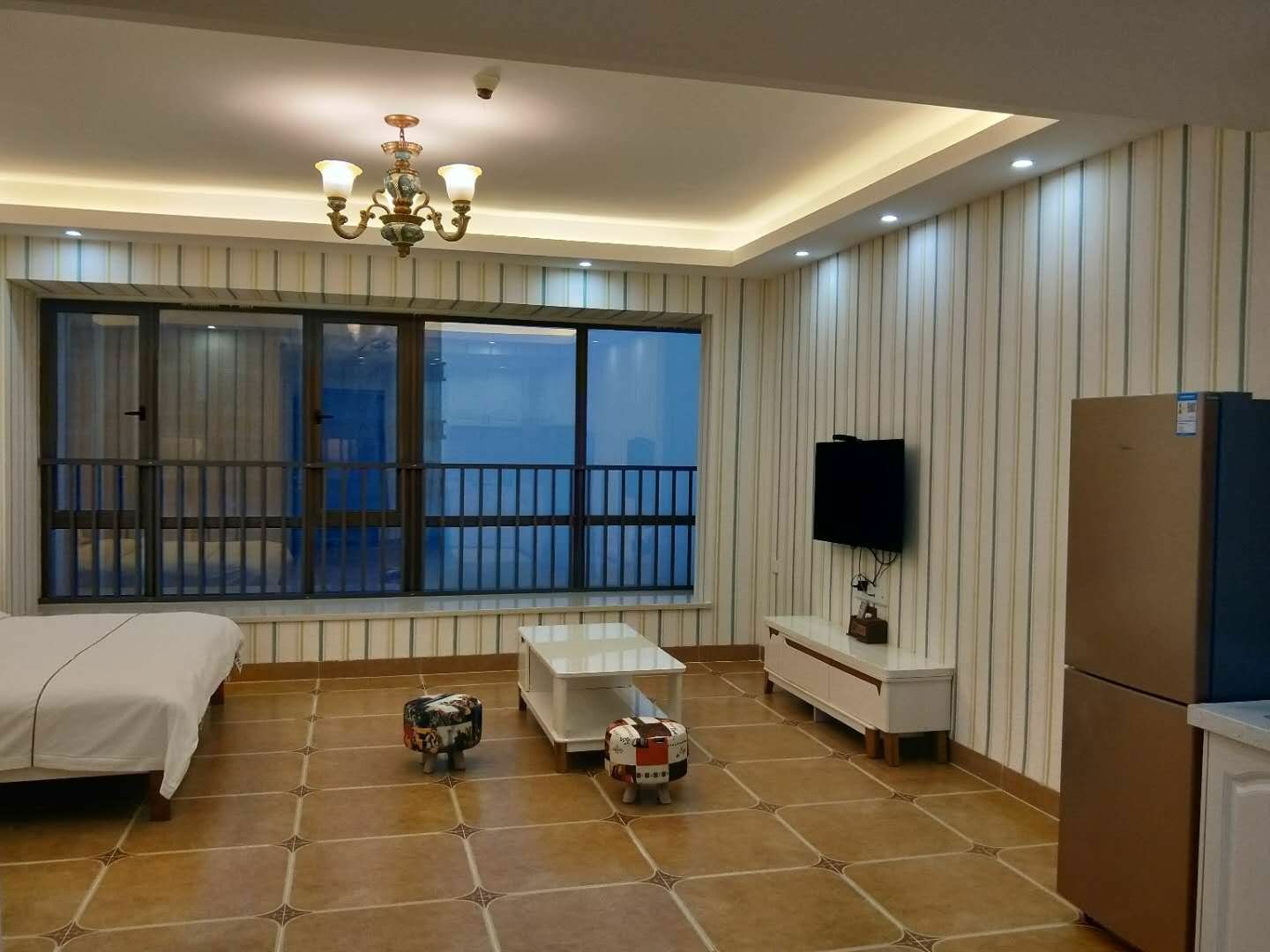 物流一如既往快,自己安装的,大品牌这个价格还是很划算的
