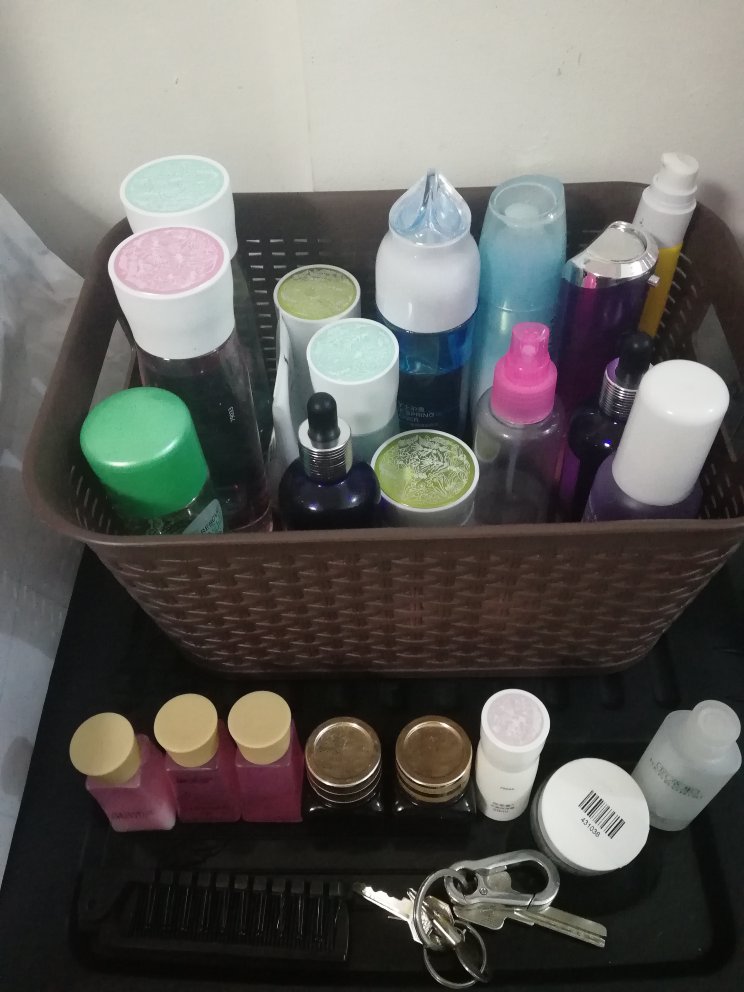 还没有用呢,不过这次的盖子上没有封条,之前买的每个产品盖子上都有封条。