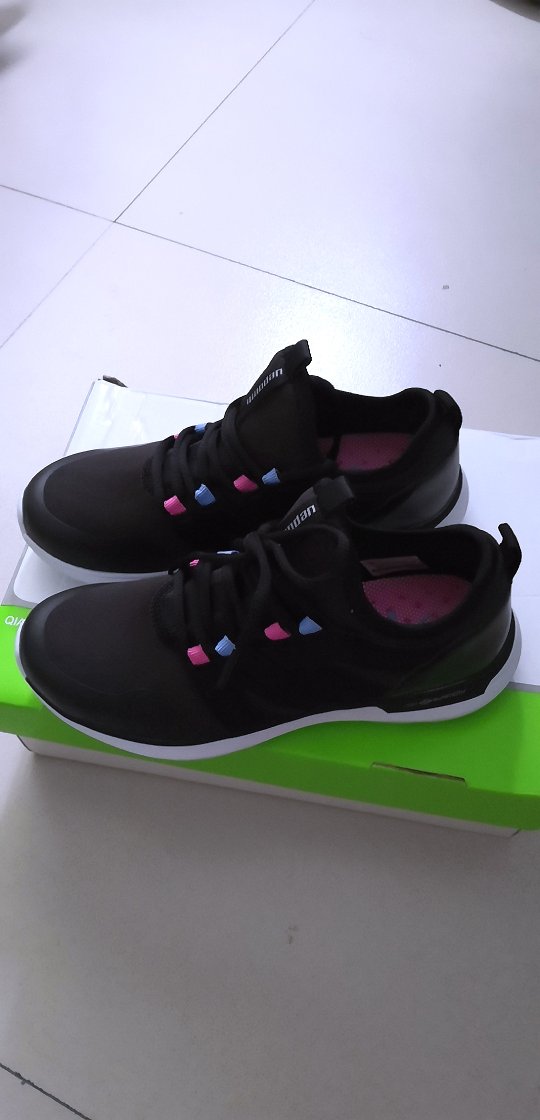 穿了两次,感觉不错,挺好的。