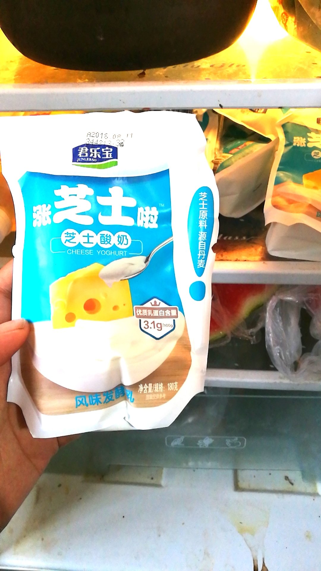 买过很多次,味道好,宝宝爱喝,价格实惠。关键是君乐宝,家乡品牌,自带好感,支持。