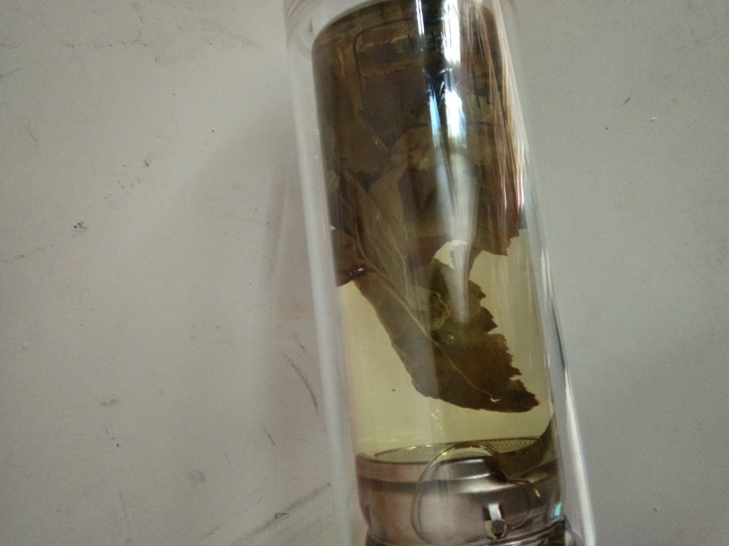 茶色味道太淡,居然有黑叶片