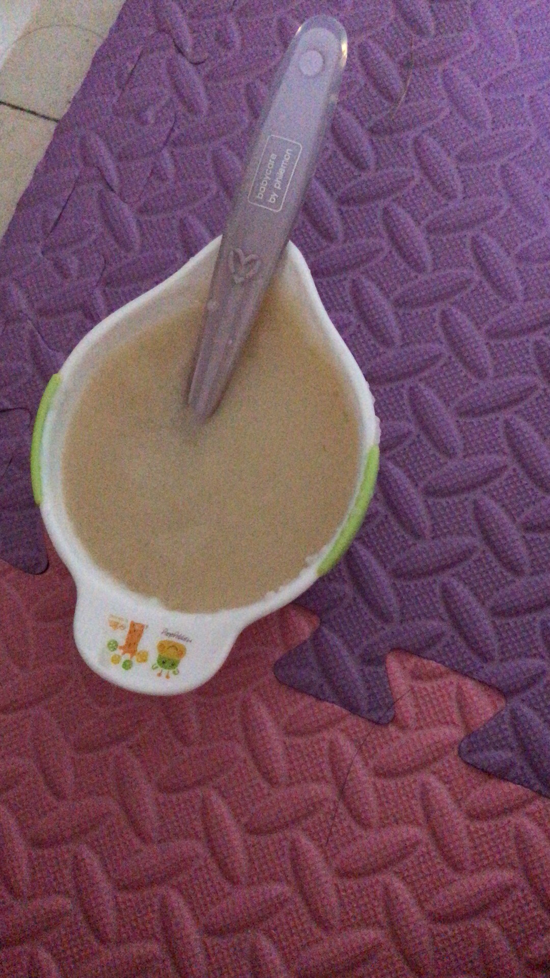 形状很不错,抖音上看了同款辅食机,之前买了一个没有加热功能,所以搞活动又买了一个