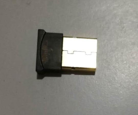 收到“毕亚兹(biaze) USB4.0蓝牙适配器接收器 ”,但不会用!我手机的蓝牙可以连接蓝牙喇叭(多媒体播放器),但换成毕亚兹就连不上,它不会自动连接!很失望!!!
