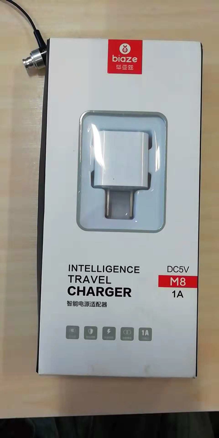 样式简单大方,握着手感很稳不打滑,很满意