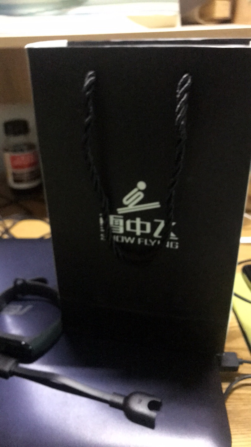 不错哦,包装精美的东西。质量一般。