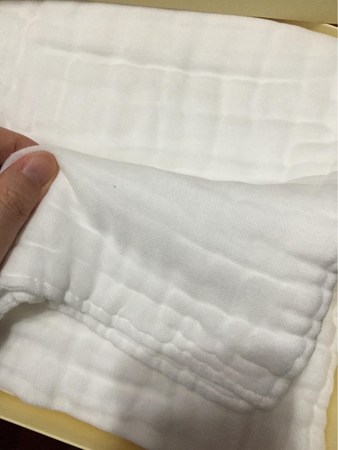 质量不错,包装严实。发货和配送速度很快。实物与卖家描述一致,没有异味,手感很好。好评。全棉时代的用品送人或自用都很好,搞活动买比较划算。