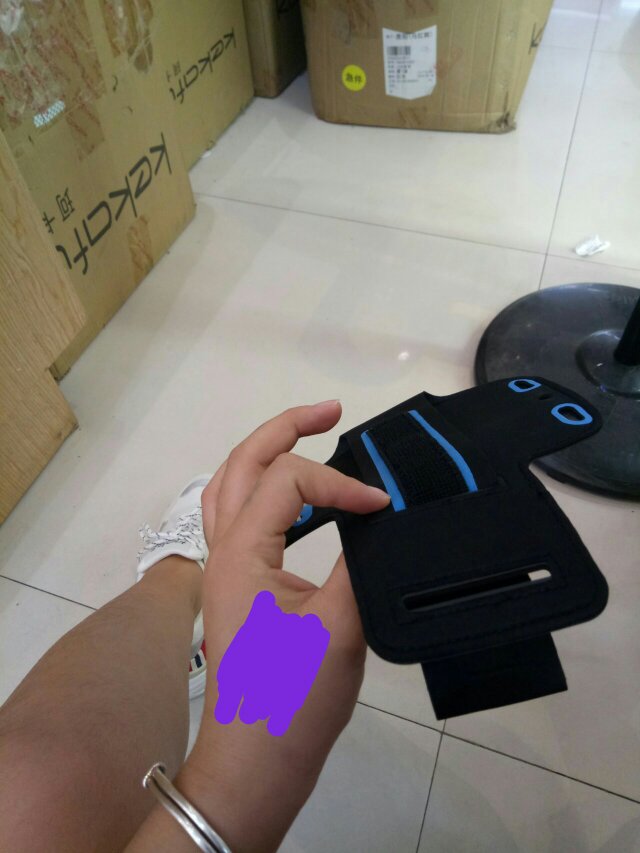 还可以,试了一下挺牢固的,自营的东西还是信得过的