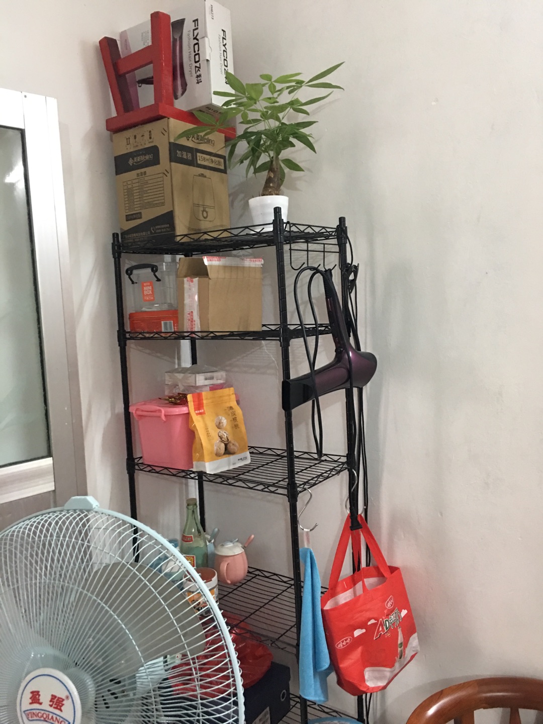 刚收到货,产品与描述的一样,
