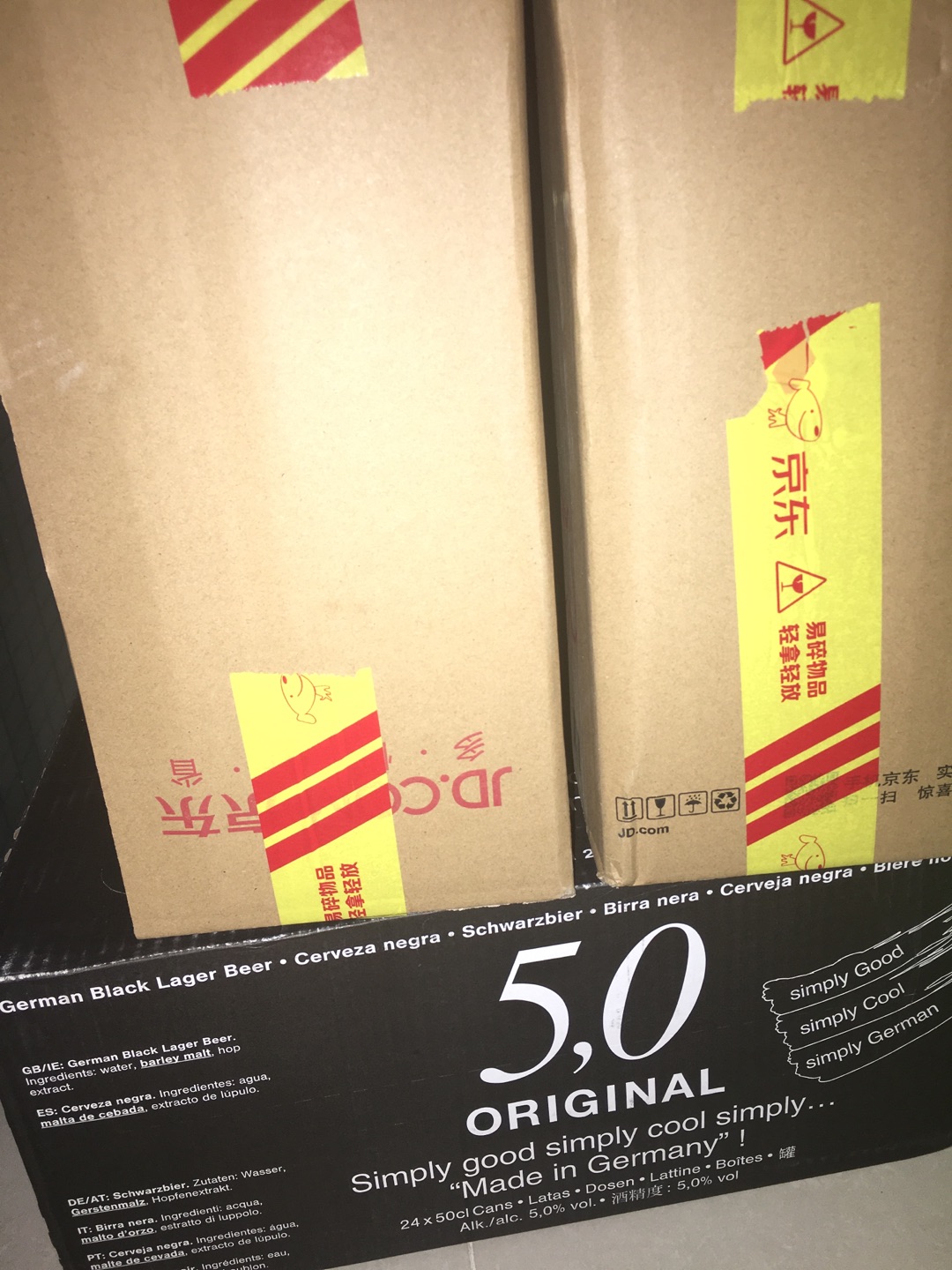 白葡萄酒、红葡萄酒、啤酒都来一点儿~