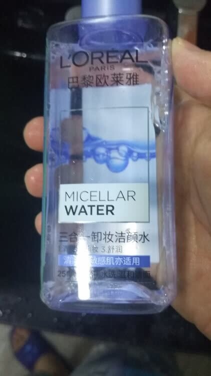 有点像洗洁精的味道,用起来挺好的,值得购买。