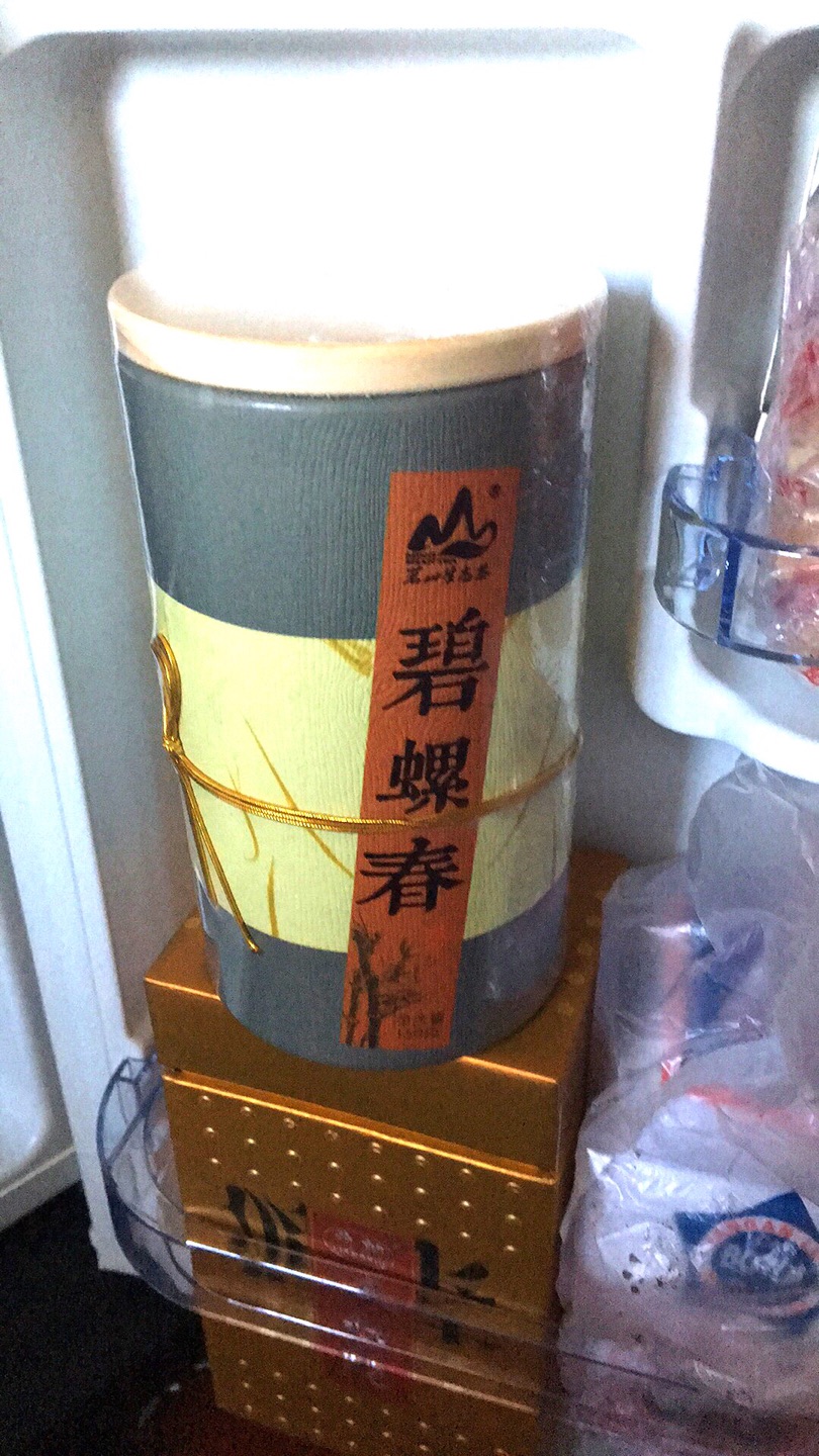 买过好多次了,相信品质,一直在买茶叶。这个自己喝和送朋友都挺不错的。