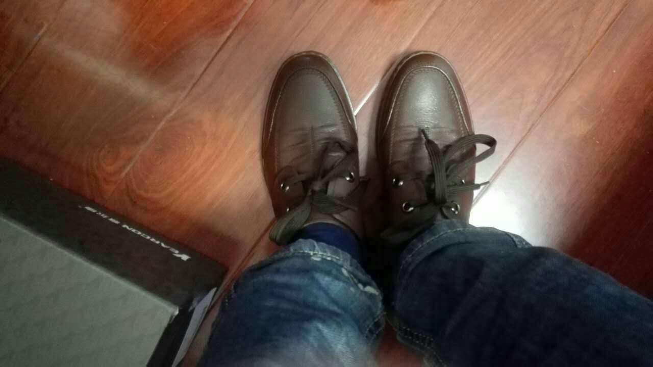 给老公买的,穿上很合脚。