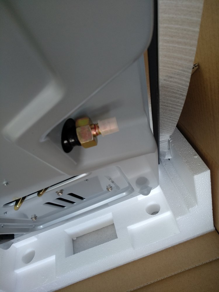 发货速度快,安装快。套件看起来都很有档次,用完后再追评。