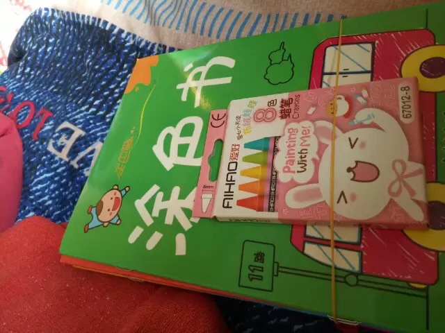 比我想象的还要好哦!是我想要的款式,真的很惊喜哈!关键是价格还是很实惠的,快递也是超级快,快递的服务态度也是超级的好。