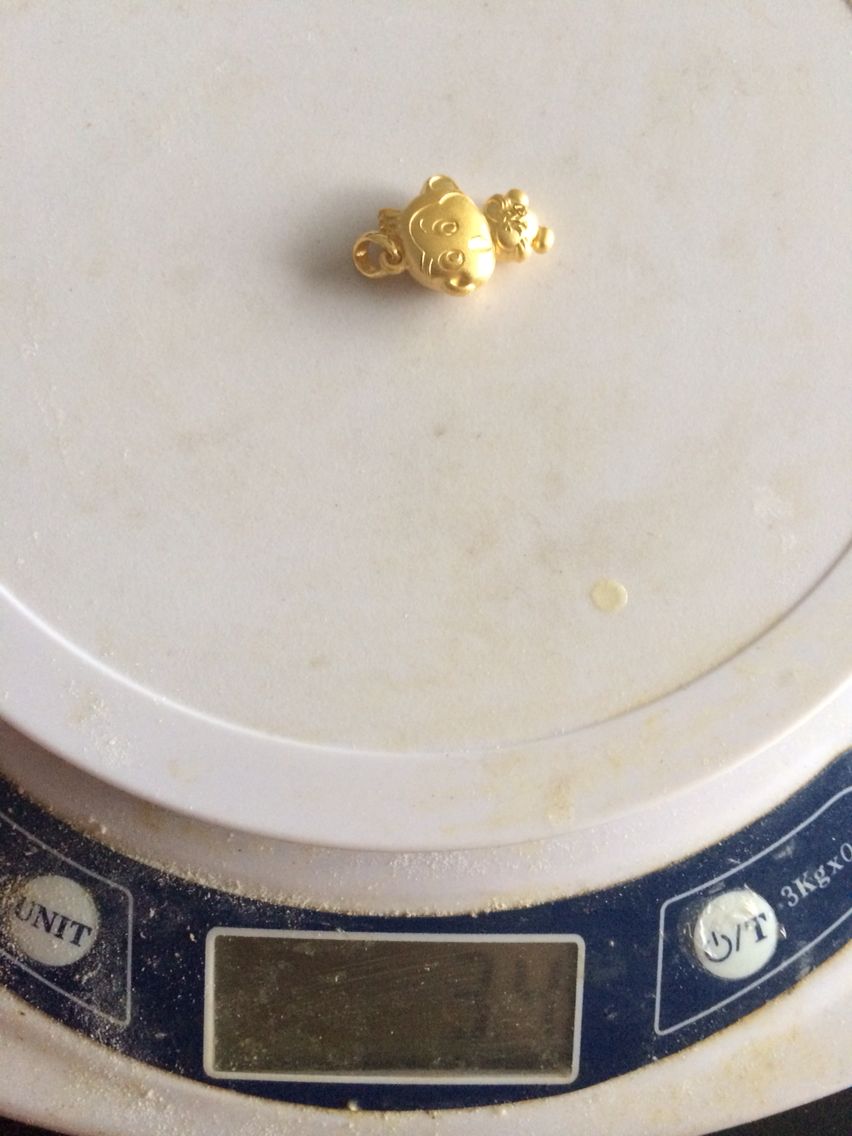 分量很足,有发票和保证单。和商场买没什么区别,小猴子很可爱。买了一个小猴子还有一个小花生送给小外甥,网购真方便