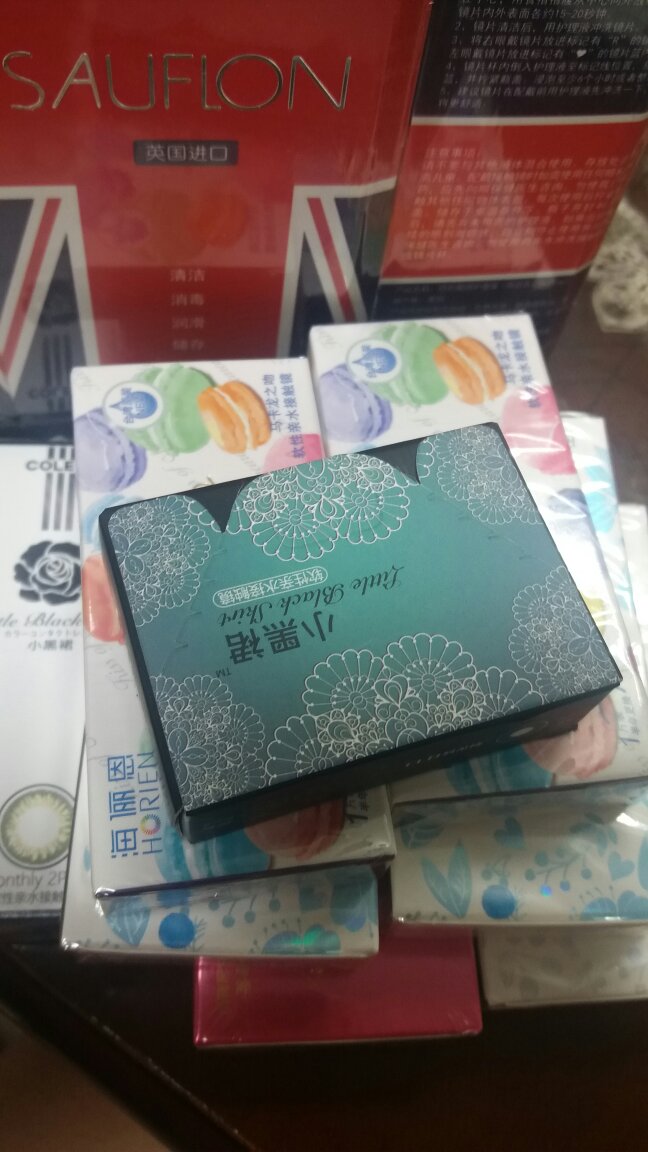 还行吧,带起来不太舒服,而且感觉中间的位置不够呐,我感觉带上后总感觉有东西挡眼不太舒服。