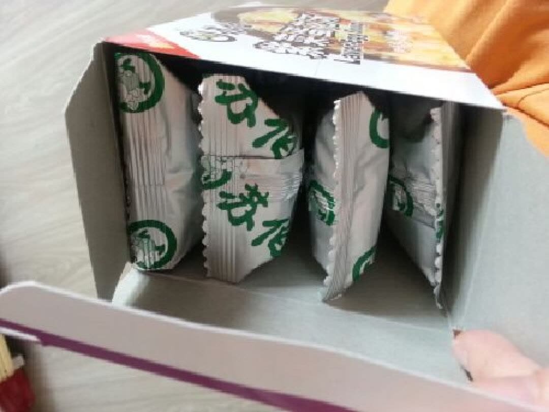 贵点了,,还凑合