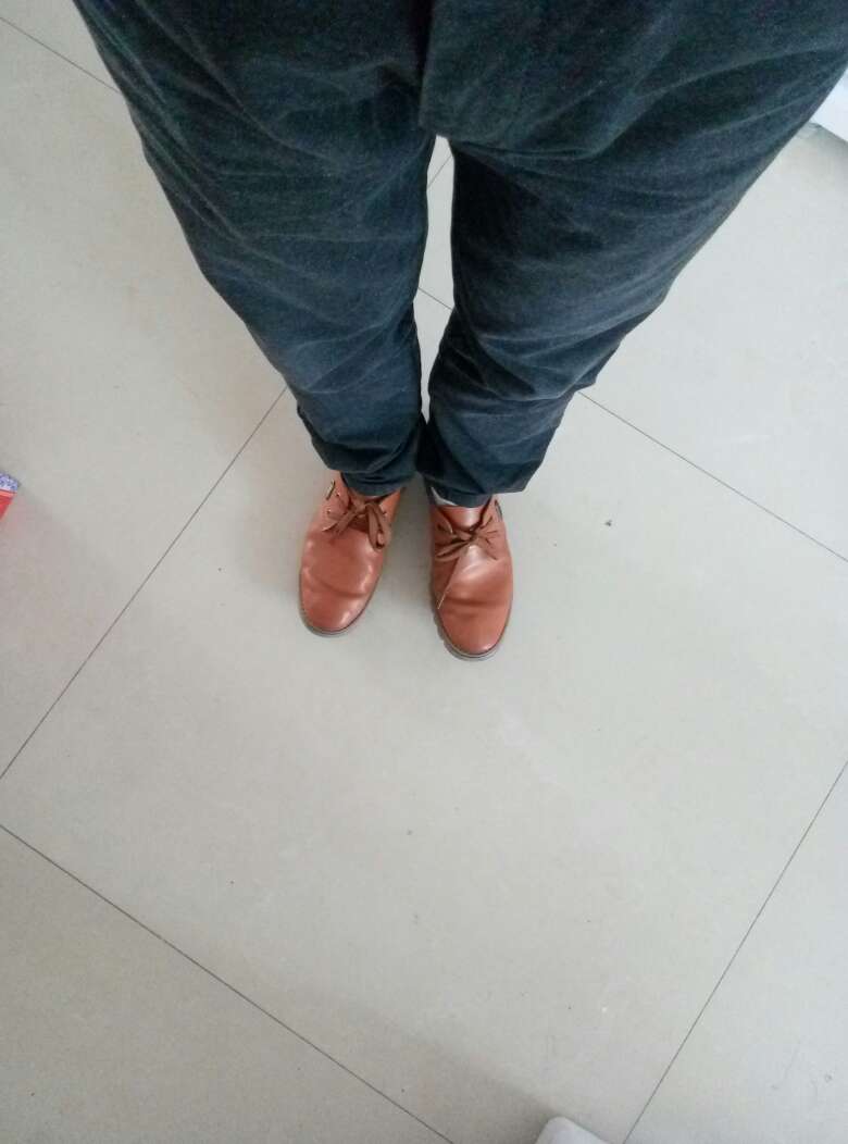 穿了几天才过来评价感觉蛮舒服的,下次还来。。。。。