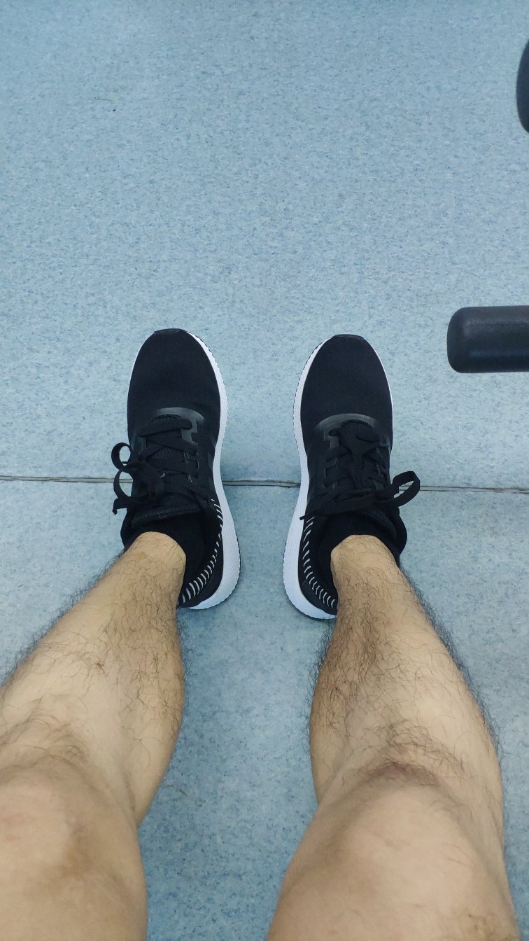 挺好的,42码刚好,物流真的好快赞?