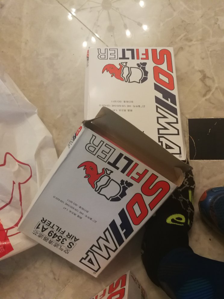 存了一年的空滤,机滤,空调滤,除了包装不给力,其他满分!