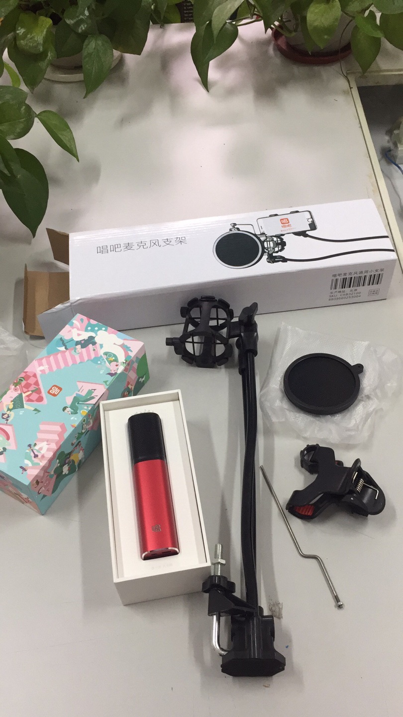 试用了还可以,有些小问题,客服人员态度非常好,及时帮我解决问题了
