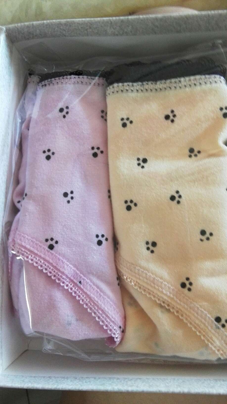 宝贝挺好的,摸着还挺舒服的