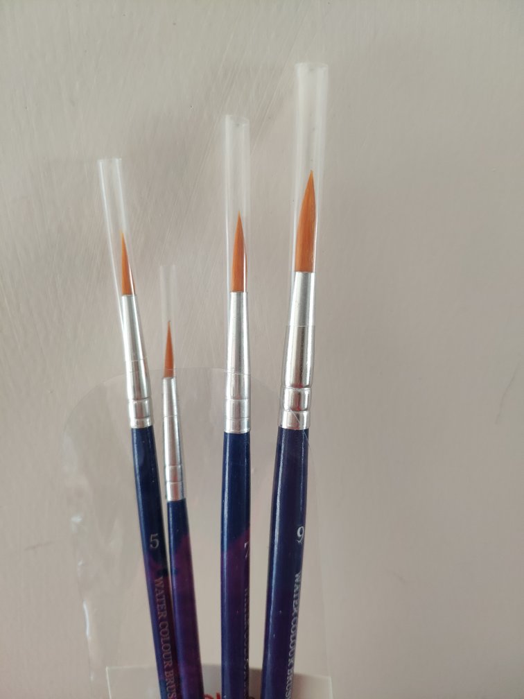 质量很好,购买方便,孩子幼儿园做作业要用