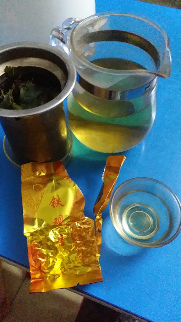 包装盒很大,但味道一般,比较价格便宜