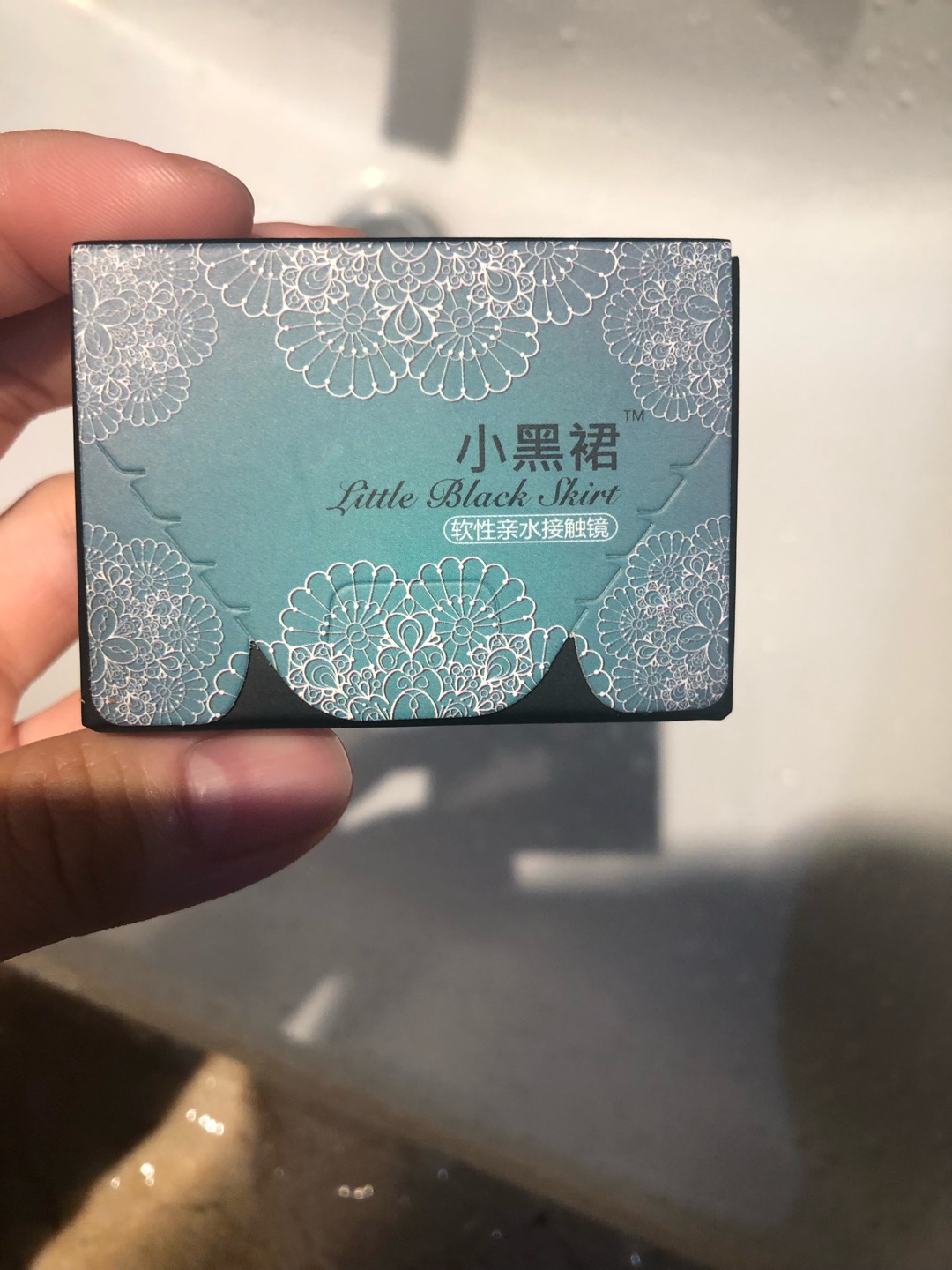 很好用,不干,今天就是带的这幅
