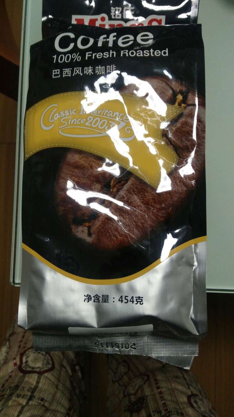 这次价格相当优惠,不到30元一包,是厂家优惠吗?这次买了四包,日期和上次的一样。去年11月18日