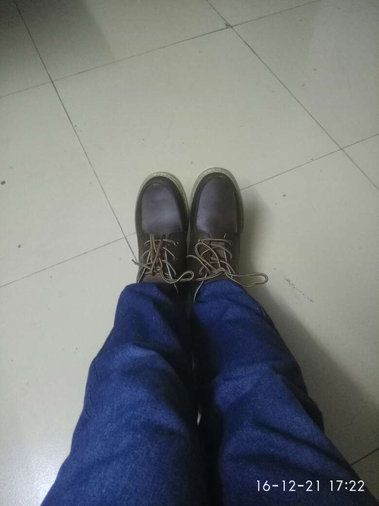 还行,有点色差