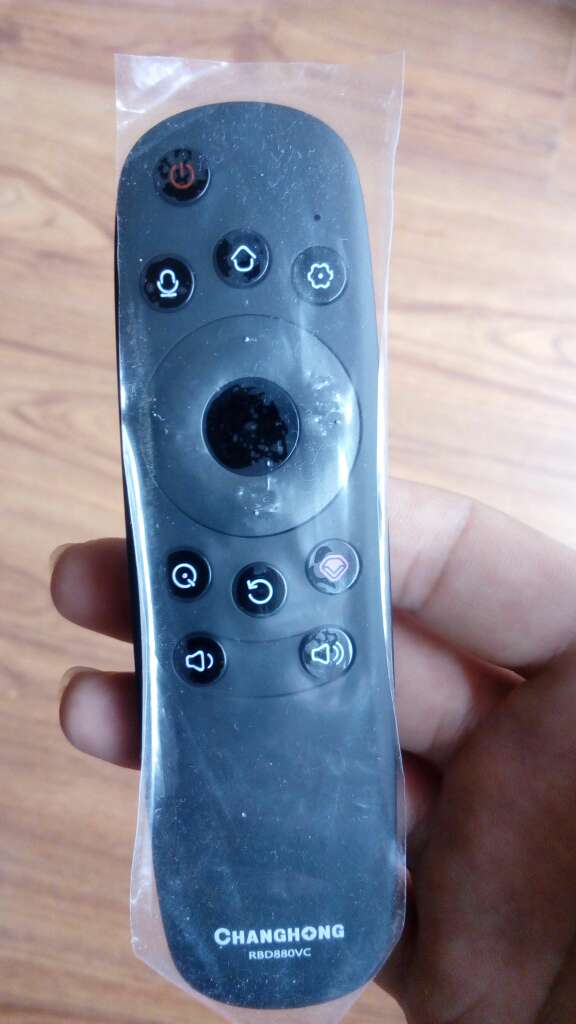 电视,长虹的,真清楚,4K的屏幕就是好,看大片很过瘾。建议用户界面针对老年人再做点优化。