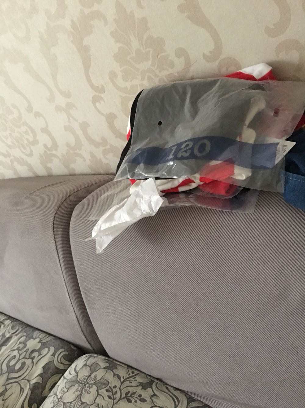 衣服好看,还会再回来的