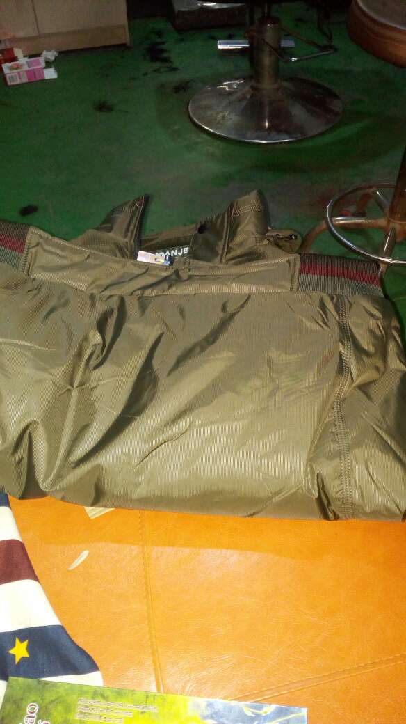 给父亲买的很好过年回家那回家衣服很好