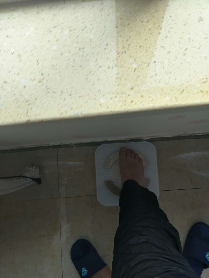 不错,挺好的测量工具,有利于大家随时关注体重