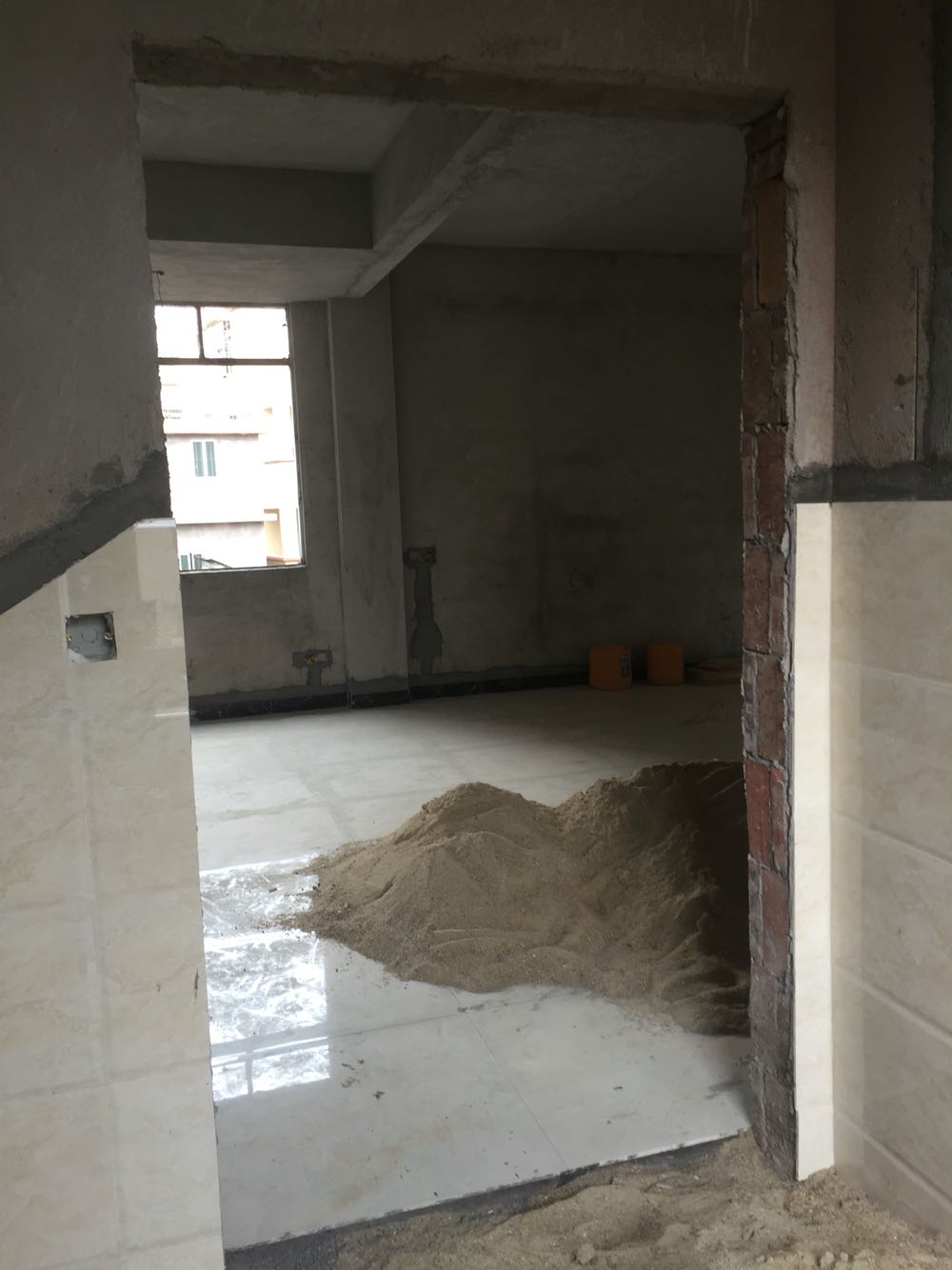 酒店地址:广州市番禺区南村镇里仁洞村番禺大道北350号(华南碧桂园正对面)格林豪泰酒店。