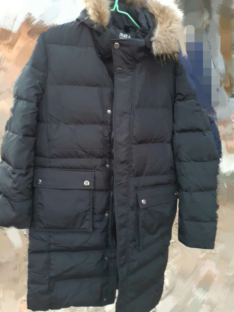挺好的,不是特别厚,长款的,保暖性还行,习惯好评吧!