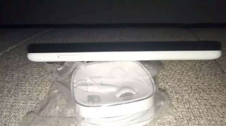一直用的魅族,性价比很高,