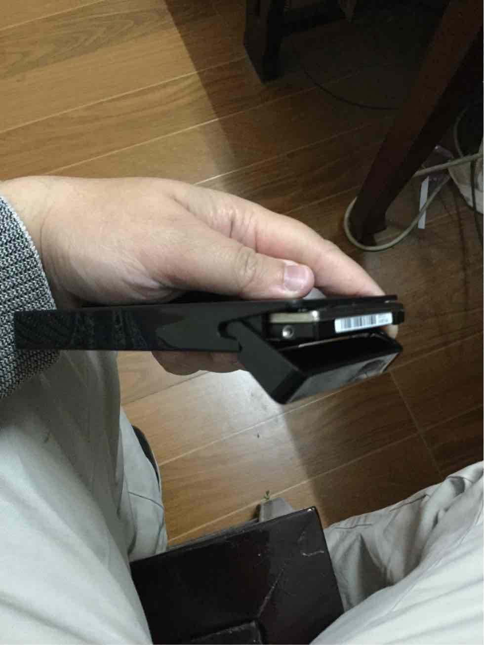 家里换出笔记本硬盘装上去凑合一下