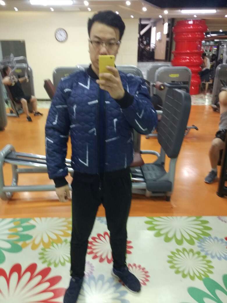给孩子买的衣服一般般吧