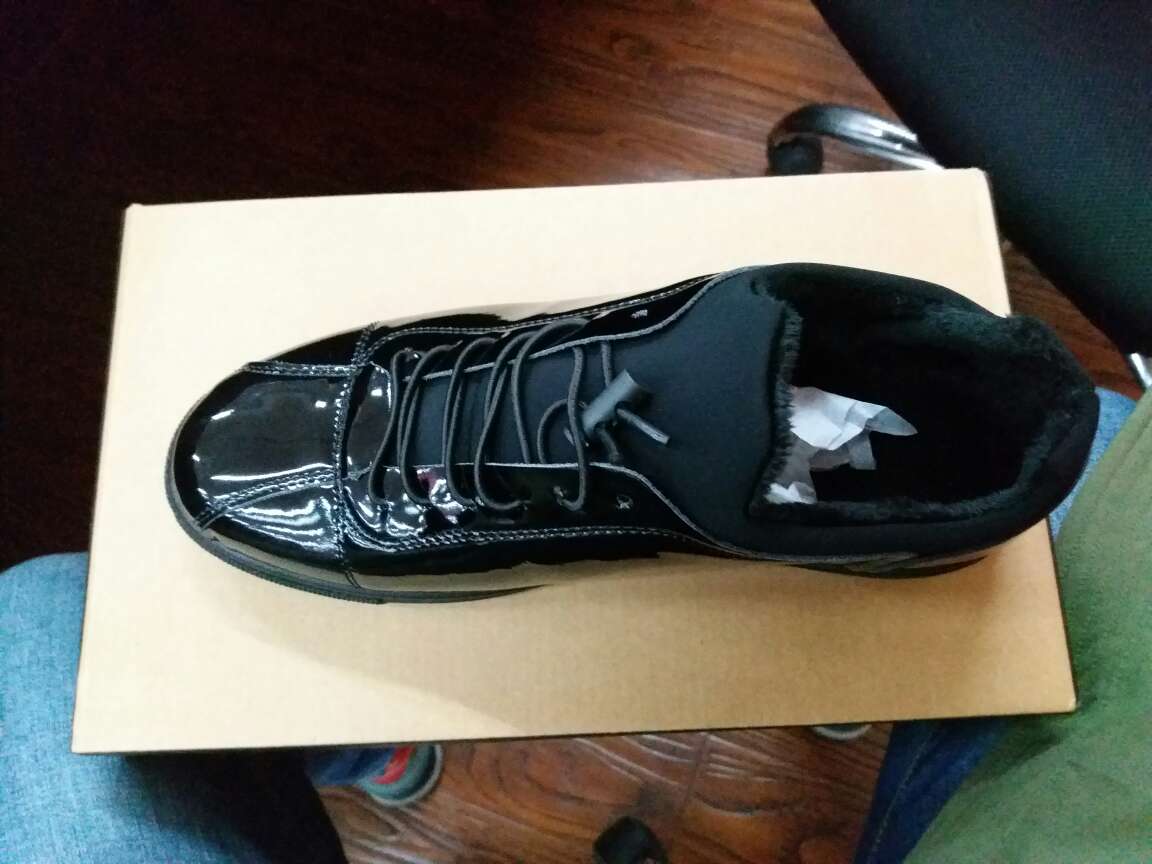 收到货,跟网上看的没有区别,试了试,很舒服。