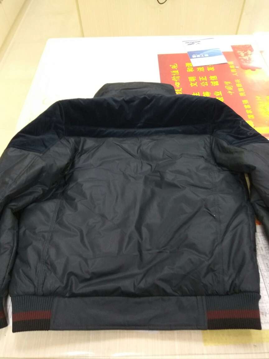 真心服了这商家,水军真多,还请那么多人给好评