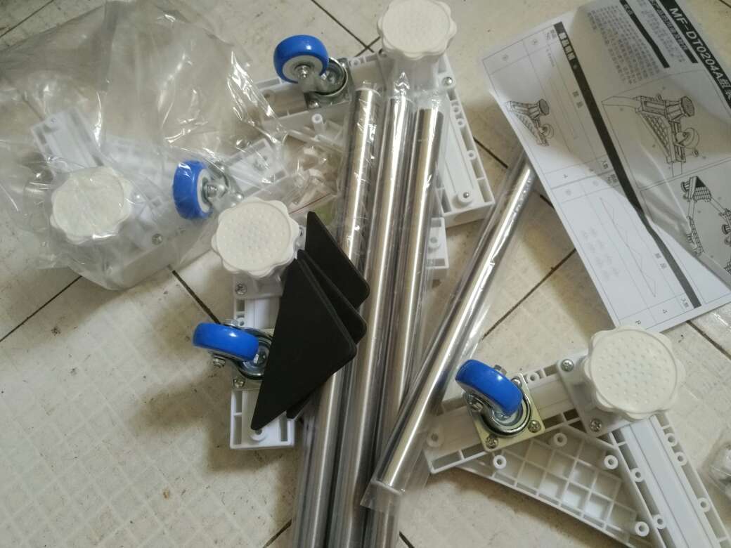 收到己安装好,感觉不错,就是附加的赠品为何还在等待中?赠品为冰箱除味合三只
