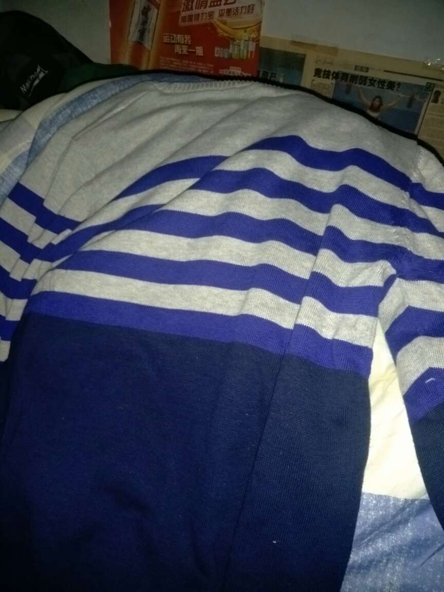 在上面购物非常好,衣服款式颜色非常喜欢,值得信赖。