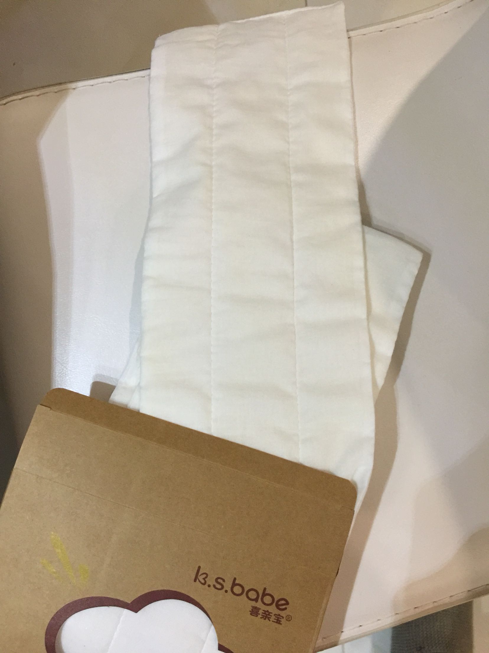长度宽度都适合新生儿,面料也舒适,不错