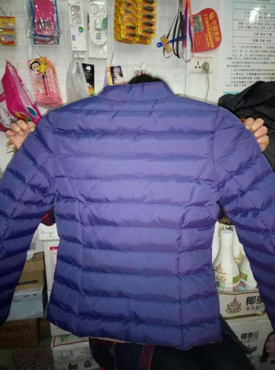 尺码不符还不让换,衣服里的棉也不均匀有些地方都没有棉,超级差的一次购物