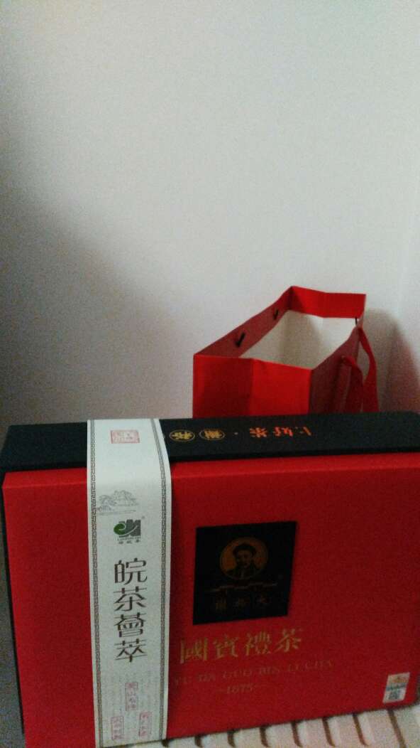 包装很用心,日期挺新鲜的,很好,非常满意,送人很大气的,难得春节送货这么快,?